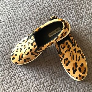 Leopard Steve Madden Slip On’s